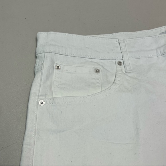 Jessica Simpson Women's White Beloved High Waist Denim Short Size 20W - Picture 3 of 13